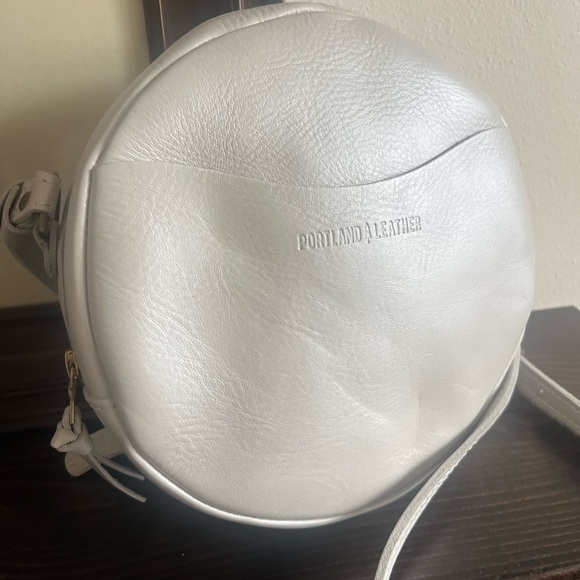 Portland Leather PEARL round crossbody 9” - Picture 2 of 5